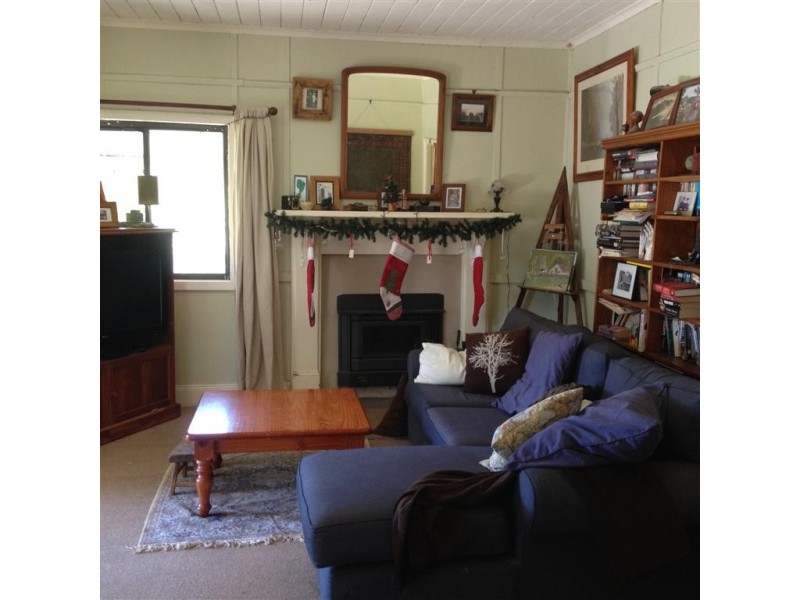 62 Selwyn Street, Adelong NSW 2729