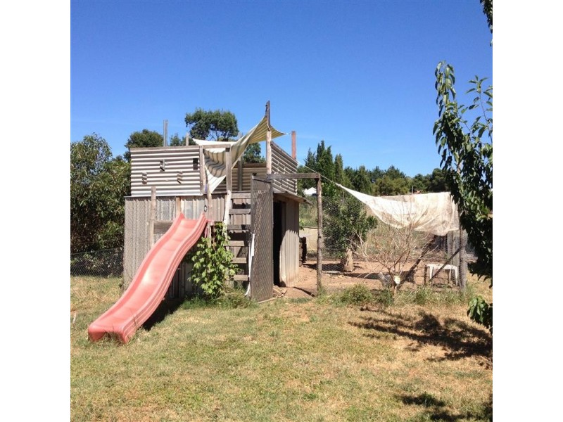 62 Selwyn Street, Adelong NSW 2729