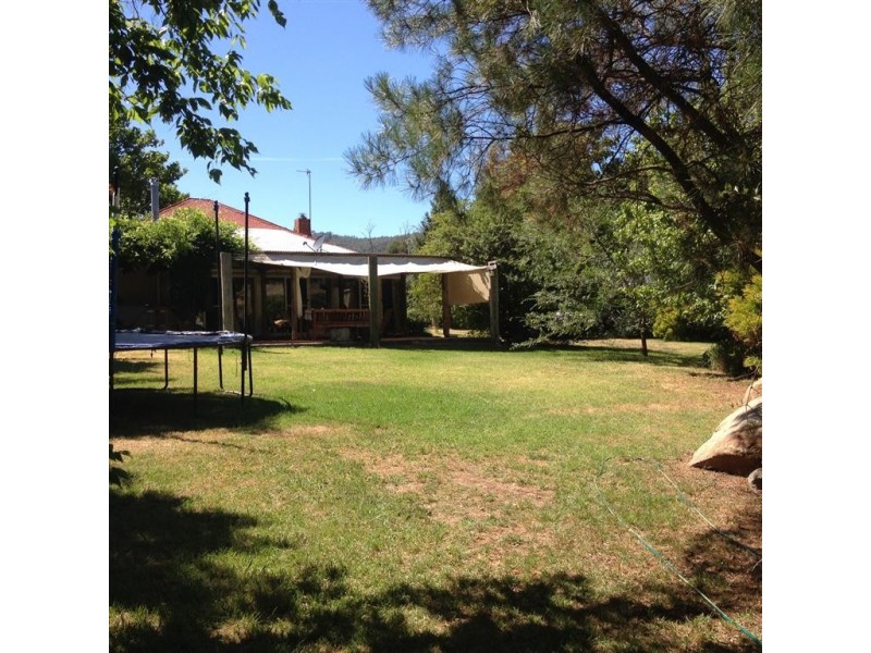 62 Selwyn Street, Adelong NSW 2729