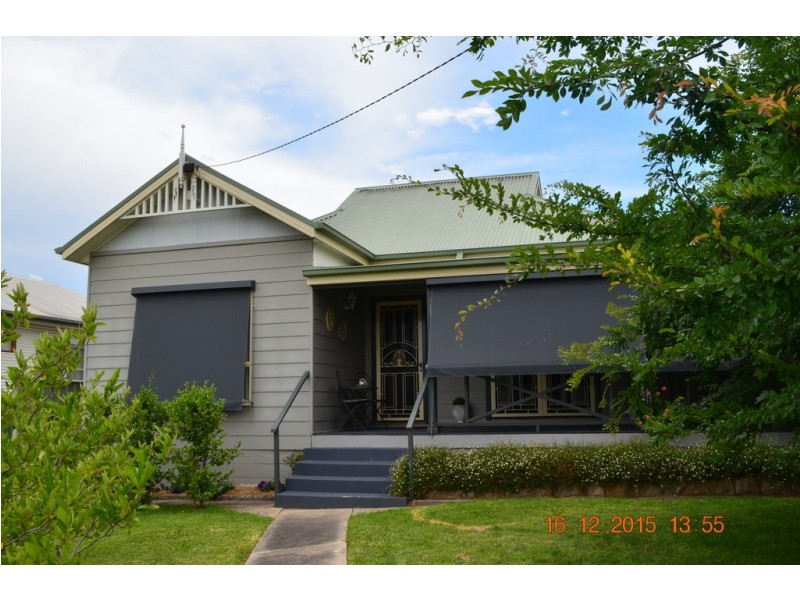 181 CAPPER STREET, Tumut NSW 2720