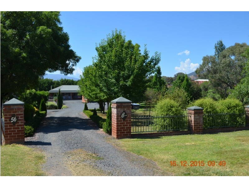 56 CURRAWONG ROAD, Tumut NSW 2720