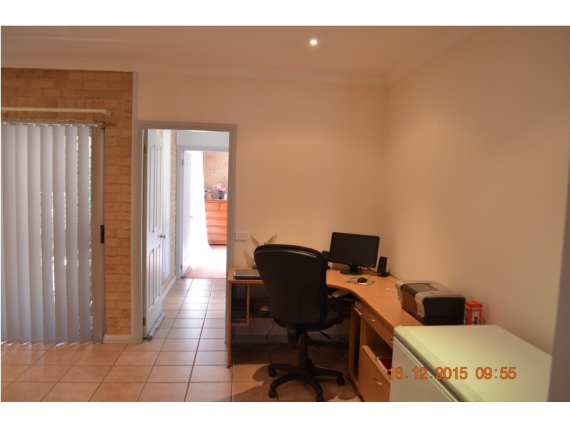 56 CURRAWONG ROAD, Tumut NSW 2720