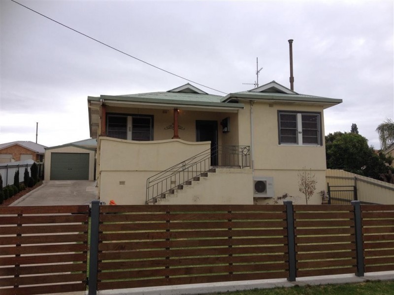 89 Russell Street, Tumut NSW 2720