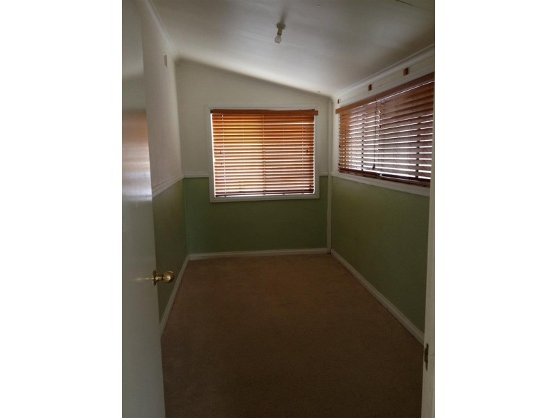 89 Russell Street, Tumut NSW 2720