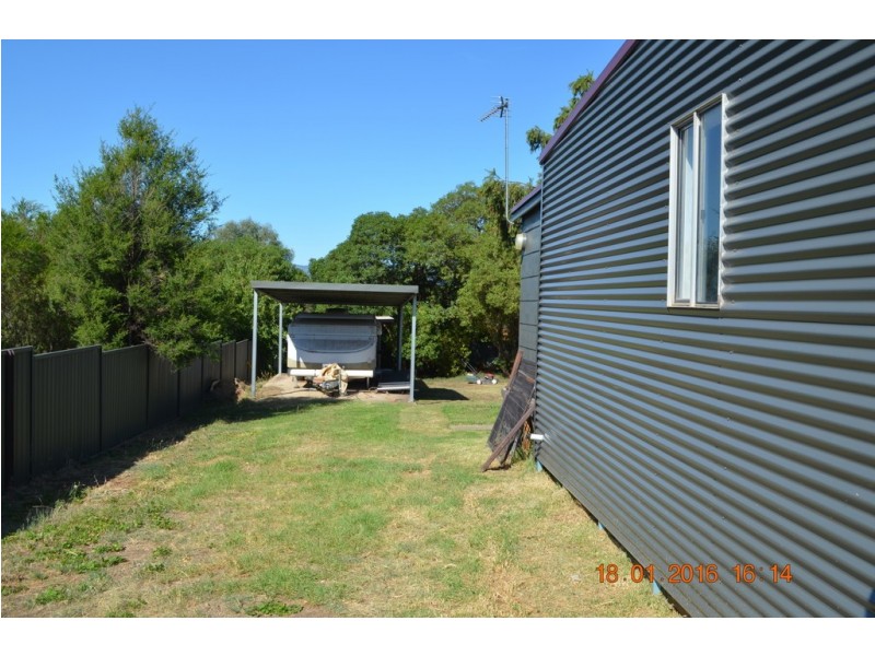 92 SIMPSON STREET, Tumut NSW 2720