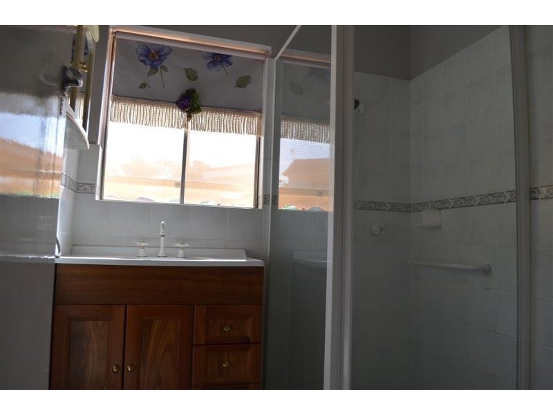 14 Highland Ave, Tumut NSW 2720