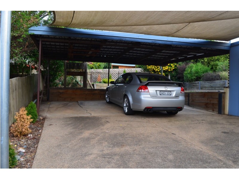 20 KIRRA STREET, Tumut NSW 2720