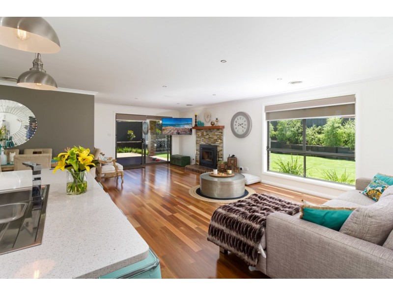 20 LOCKERIDGE DRIVE, Tumut NSW 2720