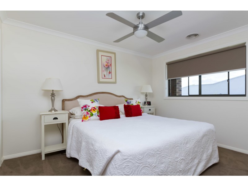 20 LOCKERIDGE DRIVE, Tumut NSW 2720