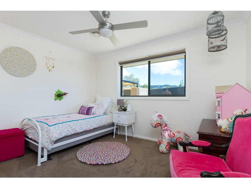 20 LOCKERIDGE DRIVE, Tumut NSW 2720