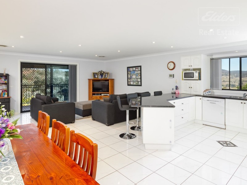 47 ELPHICK STREET, Tumut NSW 2720