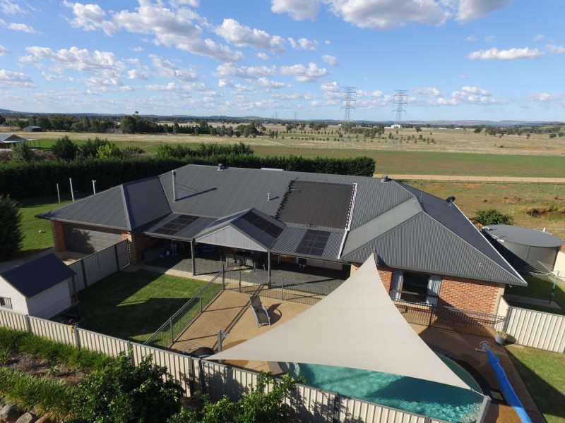 73 MITCHELL ROAD, Lake Albert NSW 2650