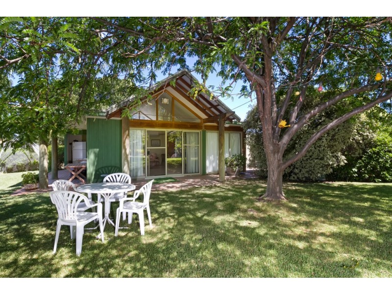 107 Lynch Street, Adelong NSW 2729