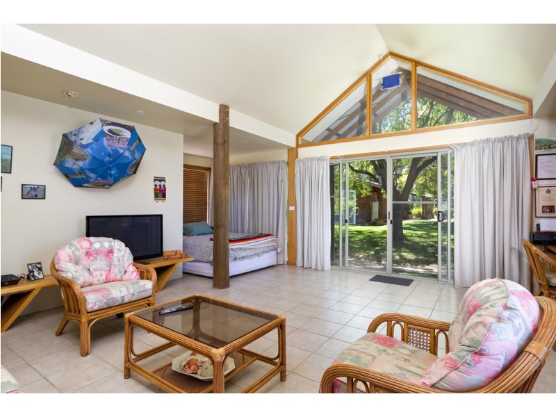 107 Lynch Street, Adelong NSW 2729