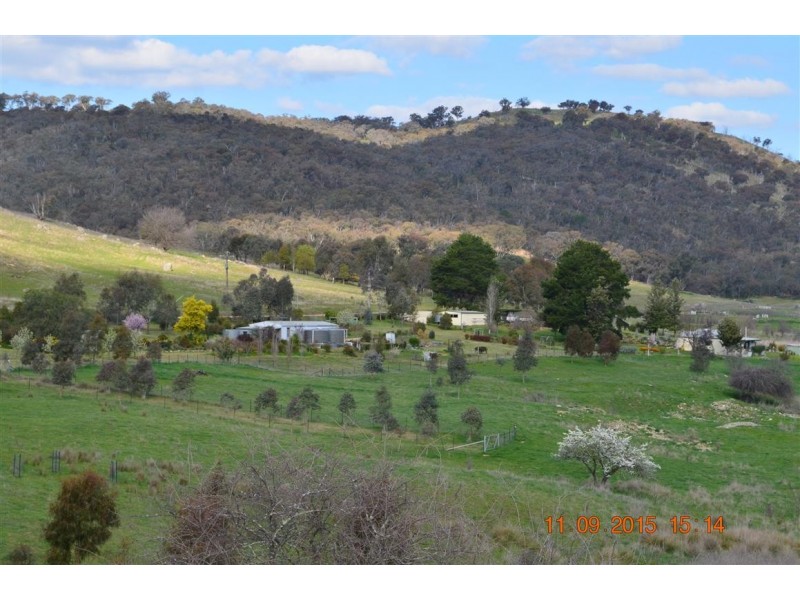 98 East Grahamstown Road, Adelong NSW 2729