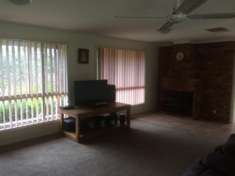 11 Argalong Rd, Tumut NSW 2720