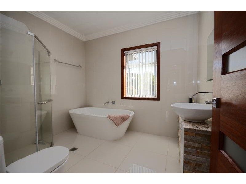 1/54 Cloverdale Road, Tumut NSW 2720