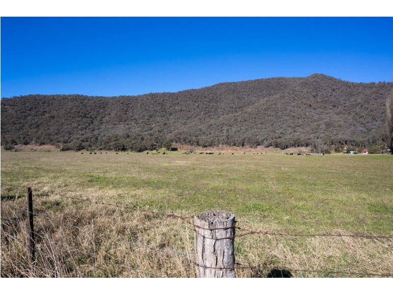 232 East Blowering Road, Jones Bridge, Tumut NSW 2720