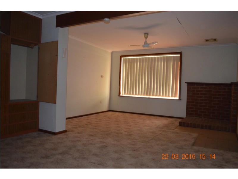 27 MERIVALE STREET, Tumut NSW 2720