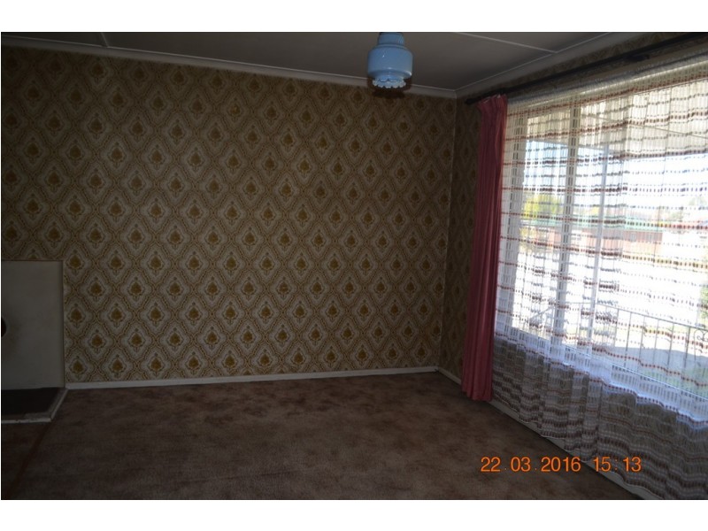 27 MERIVALE STREET, Tumut NSW 2720