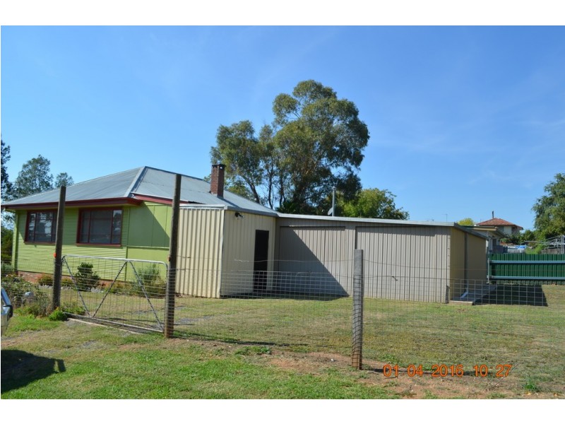 1 BOGONG PLACE, Tumut NSW 2720