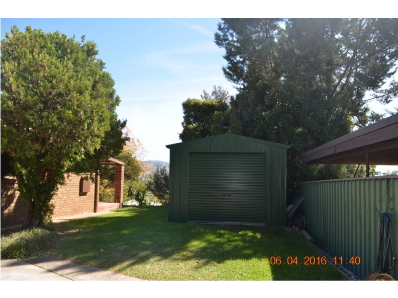 33 CLARKE STREET, Tumut NSW 2720