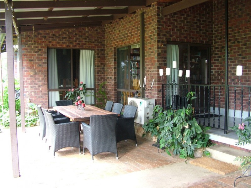 113 West Blowering Road, Tumut NSW 2720