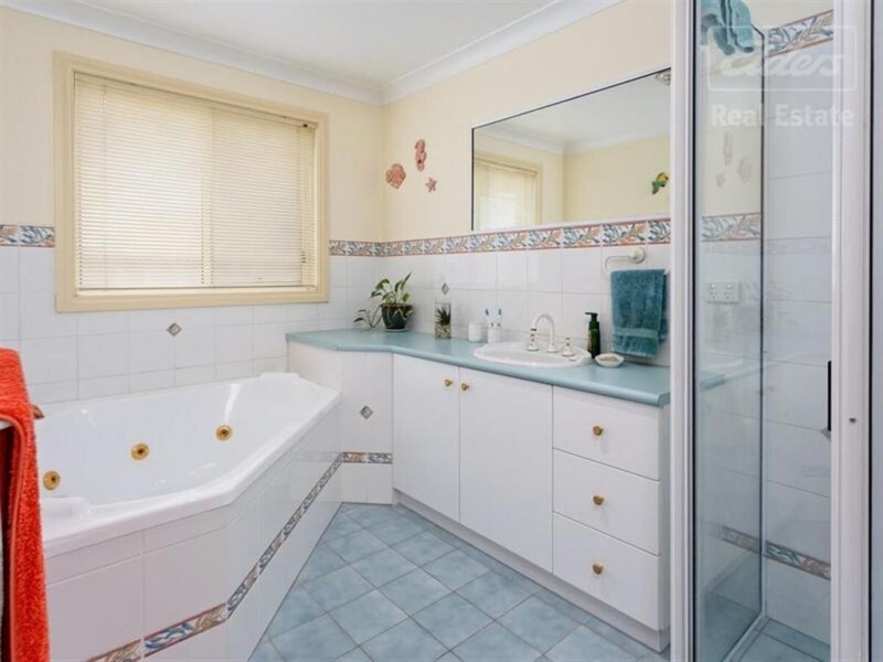 20 Howick Street, Tumut NSW 2720