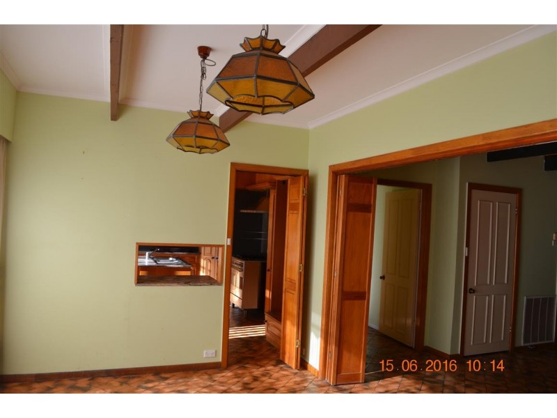 204 Wynyard Street, Tumut NSW 2720