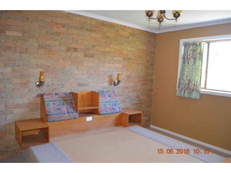 204 Wynyard Street, Tumut NSW 2720