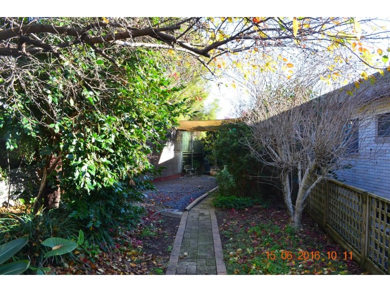 204 Wynyard Street, Tumut NSW 2720