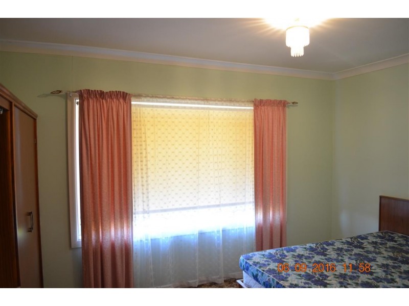 85 Broughton Street, Tumut NSW 2720
