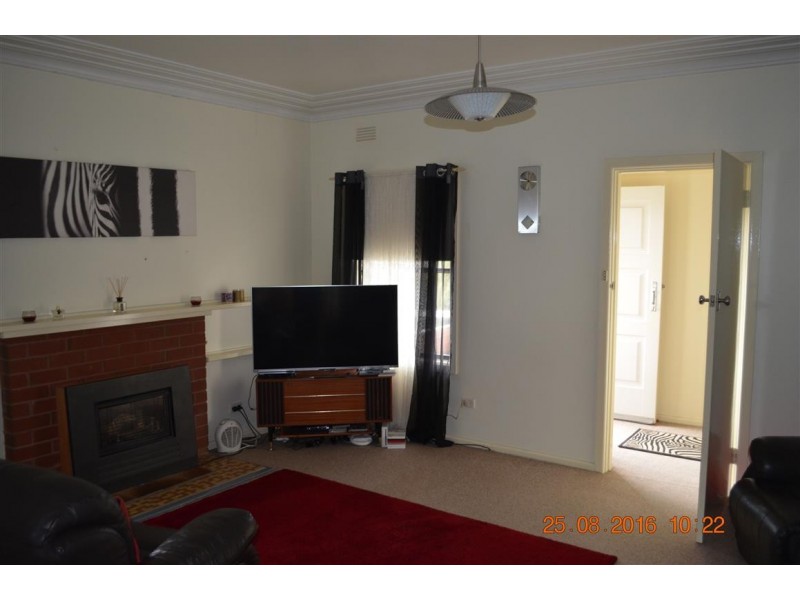 105 Tumut Street, Adelong NSW 2729