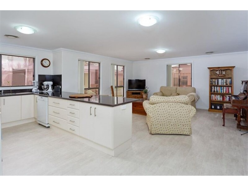 8/8-10 Russell Street, Tumut NSW 2720