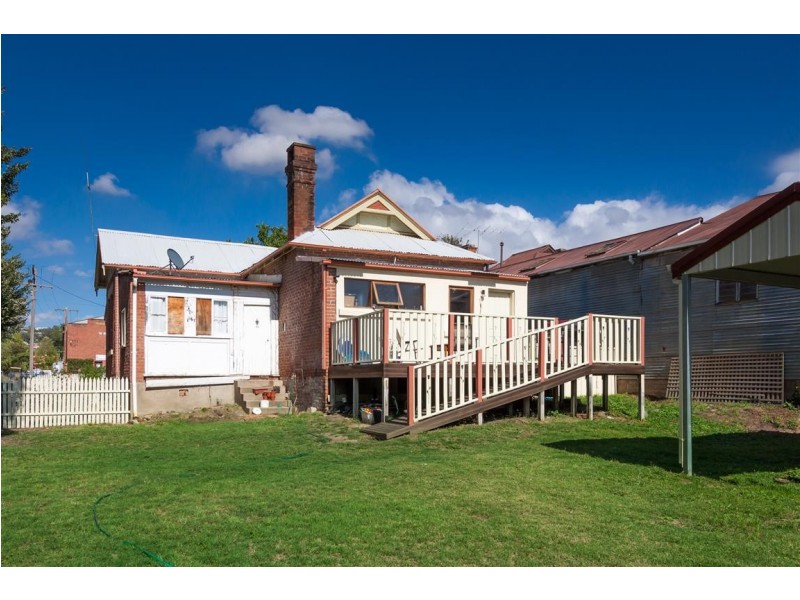 60 Fitzroy Street, Tumut NSW 2720