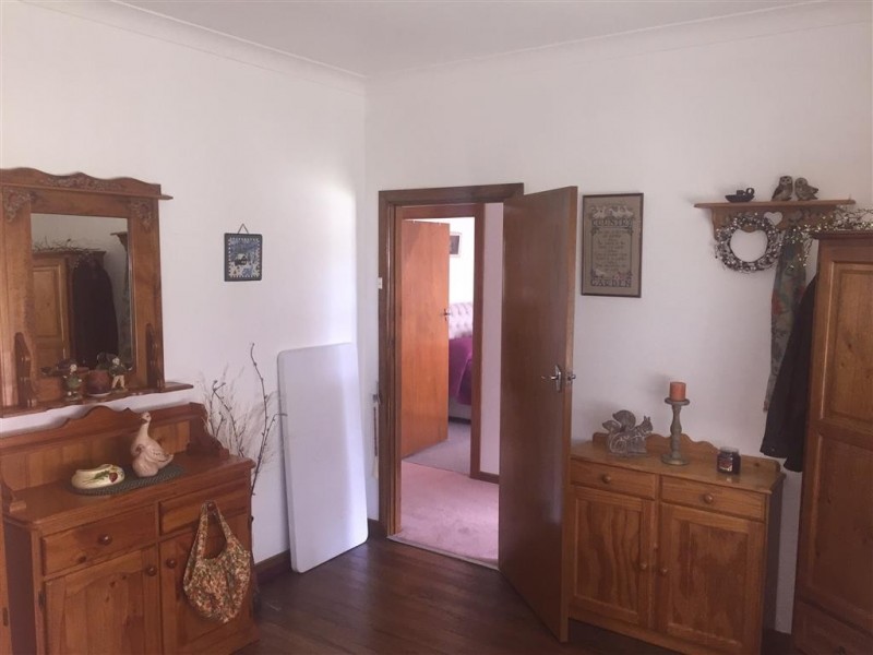 10 Batlow Avenue, Batlow NSW 2730
