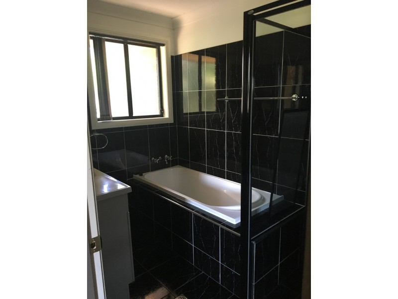 144A Capper Street, Tumut NSW 2720