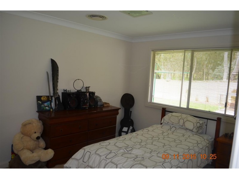 15 Harris Street, Tumut NSW 2720