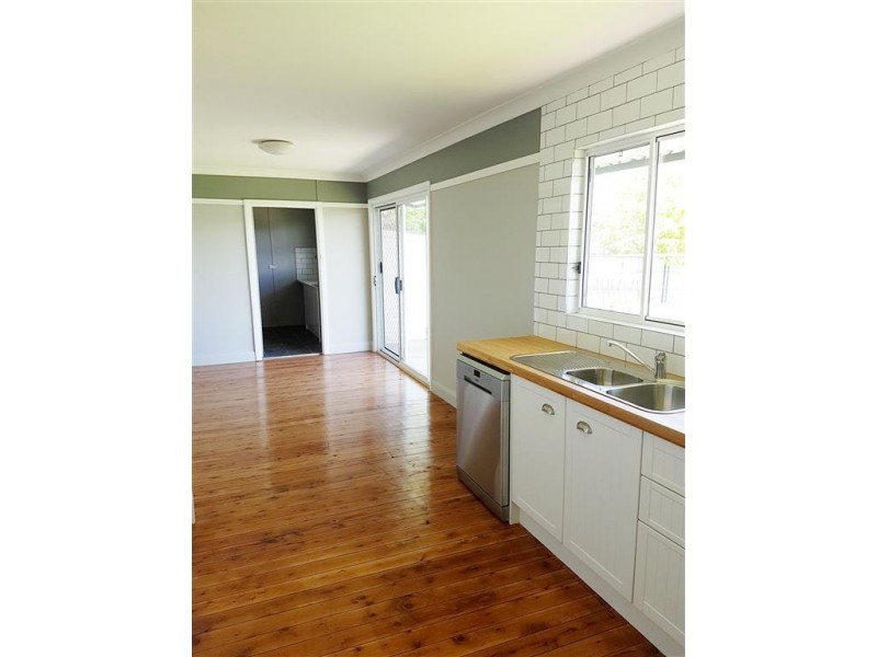 57 Merivale Street, Tumut NSW 2720