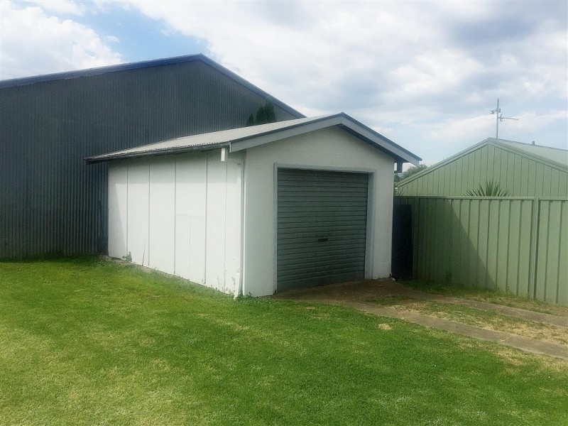 57 Merivale Street, Tumut NSW 2720