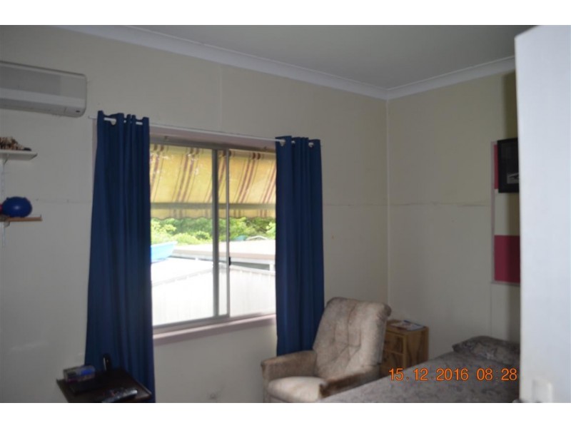 10 Pine Street, Tumut NSW 2720