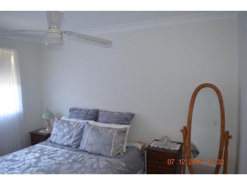 12 Yarralla Street, Tumut NSW 2720