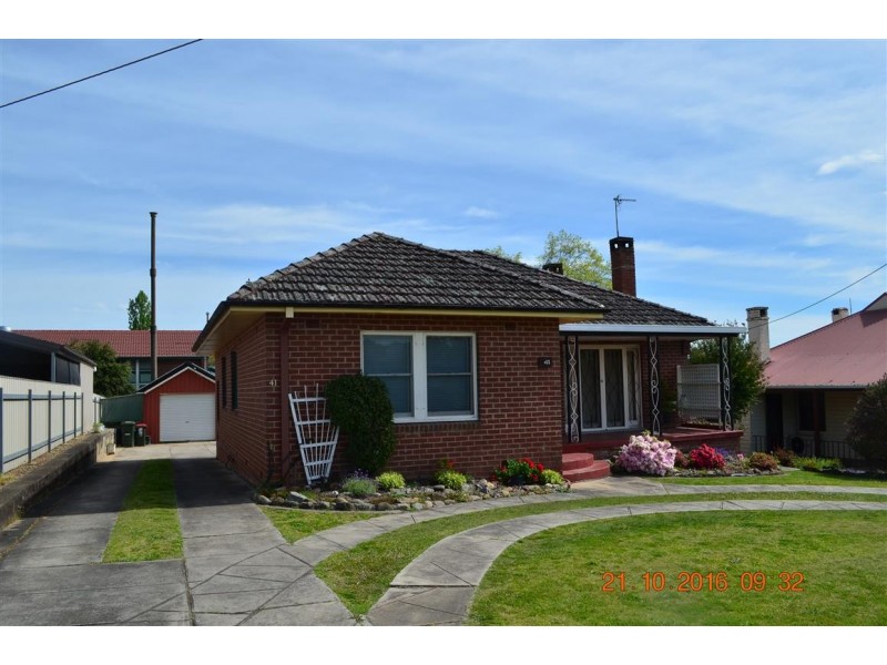 41 Richmond Street, Tumut NSW 2720