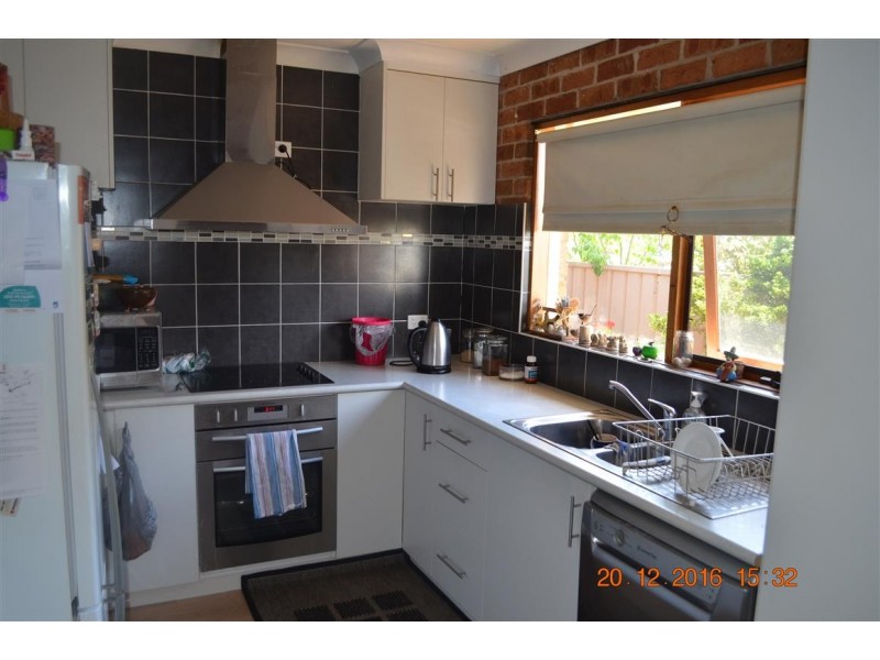 170 Capper Street, Tumut NSW 2720