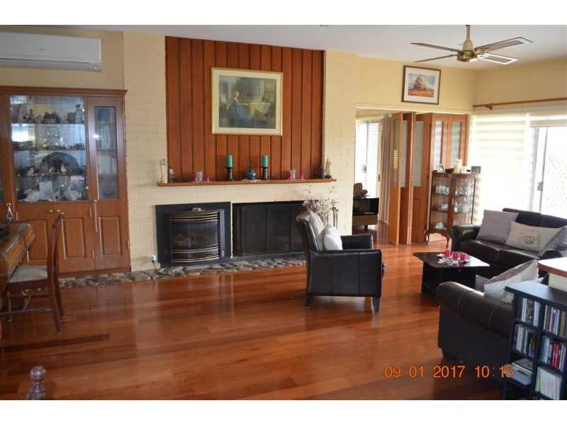 65 Lambie Street, Tumut NSW 2720