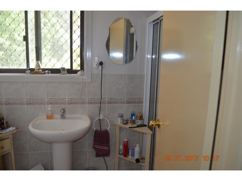 65 Lambie Street, Tumut NSW 2720