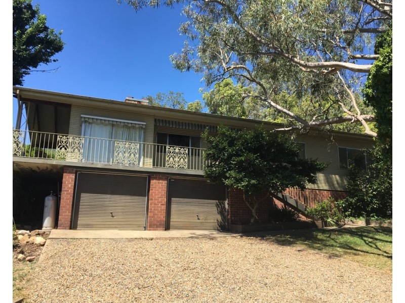 141-144 Herbert Street, Tumut NSW 2720