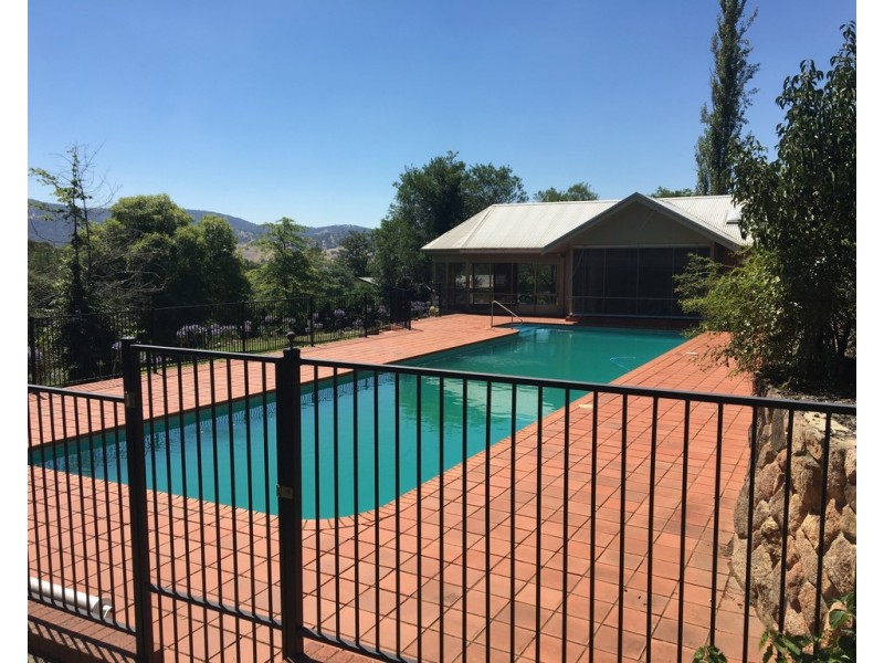 141-144 Herbert Street, Tumut NSW 2720