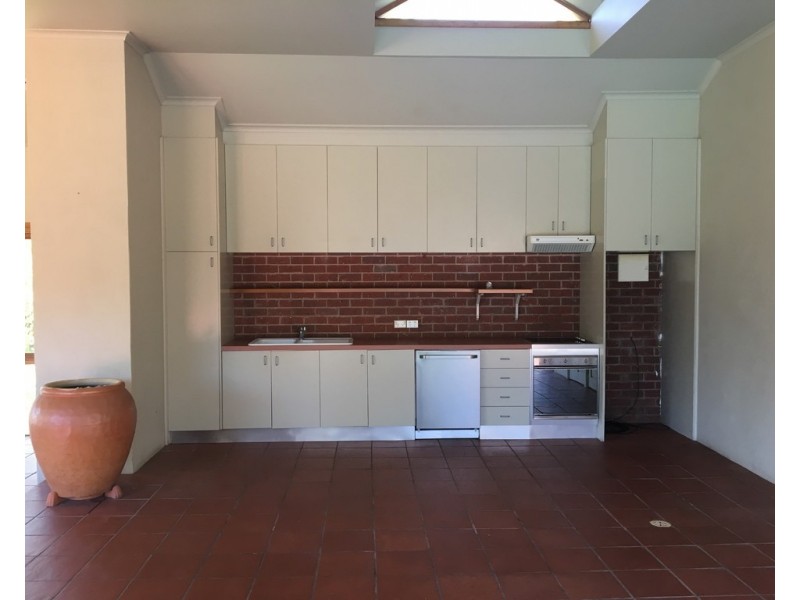 141-144 Herbert Street, Tumut NSW 2720