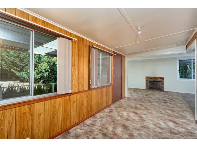 11 Kinred Street, Tumut NSW 2720